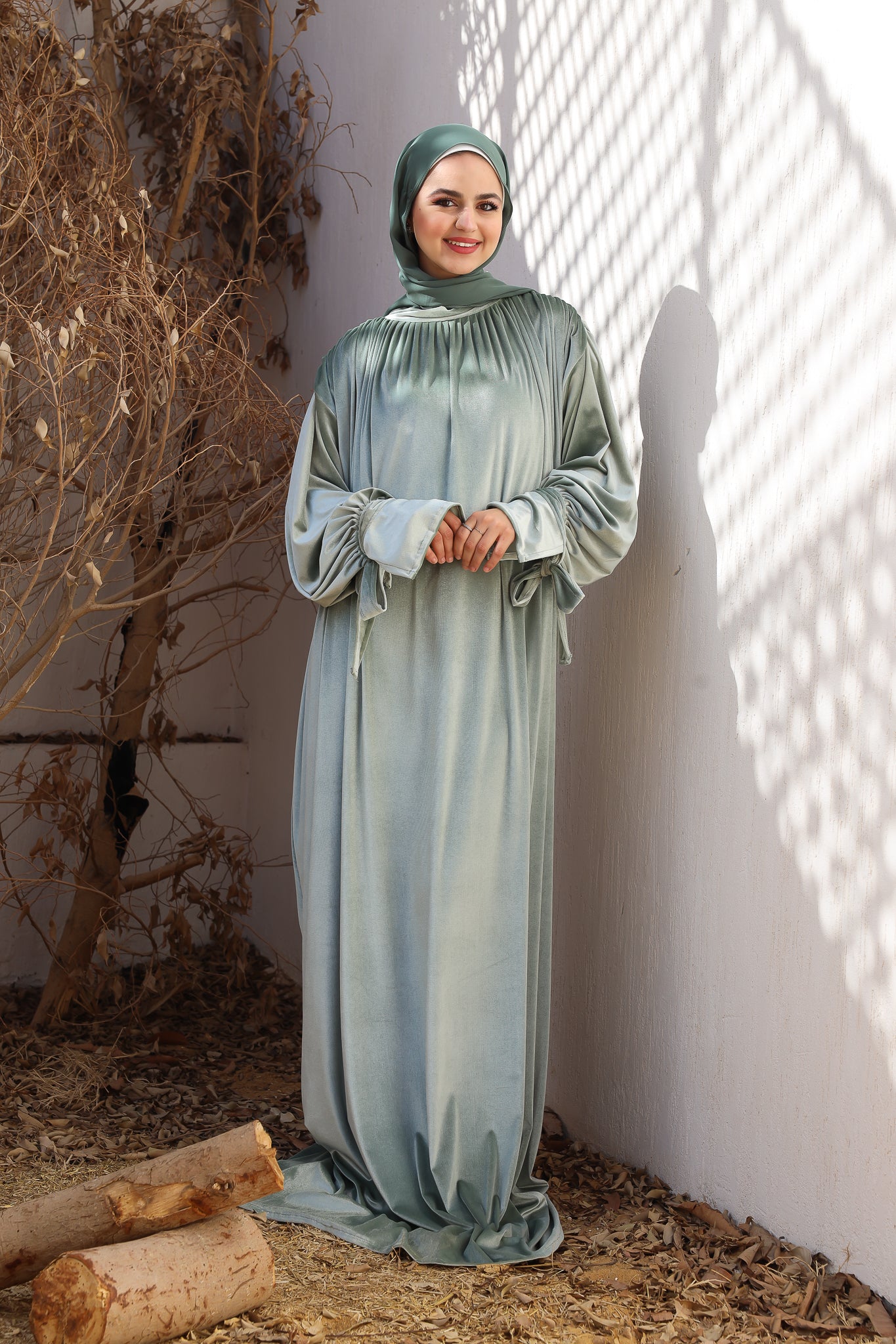 MINT VELVET ABAYA ISDAL