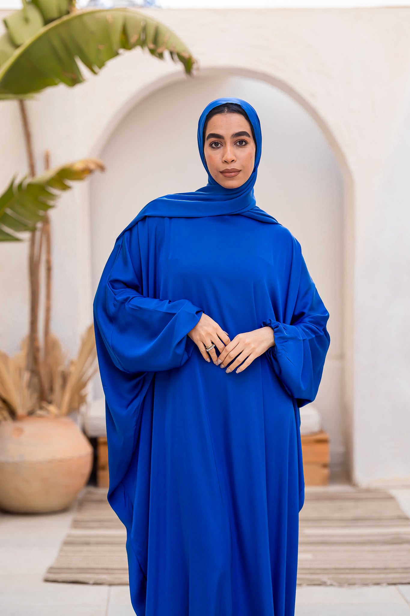 ELECTRIC BLUE CLASSIC SATIN ISDAL