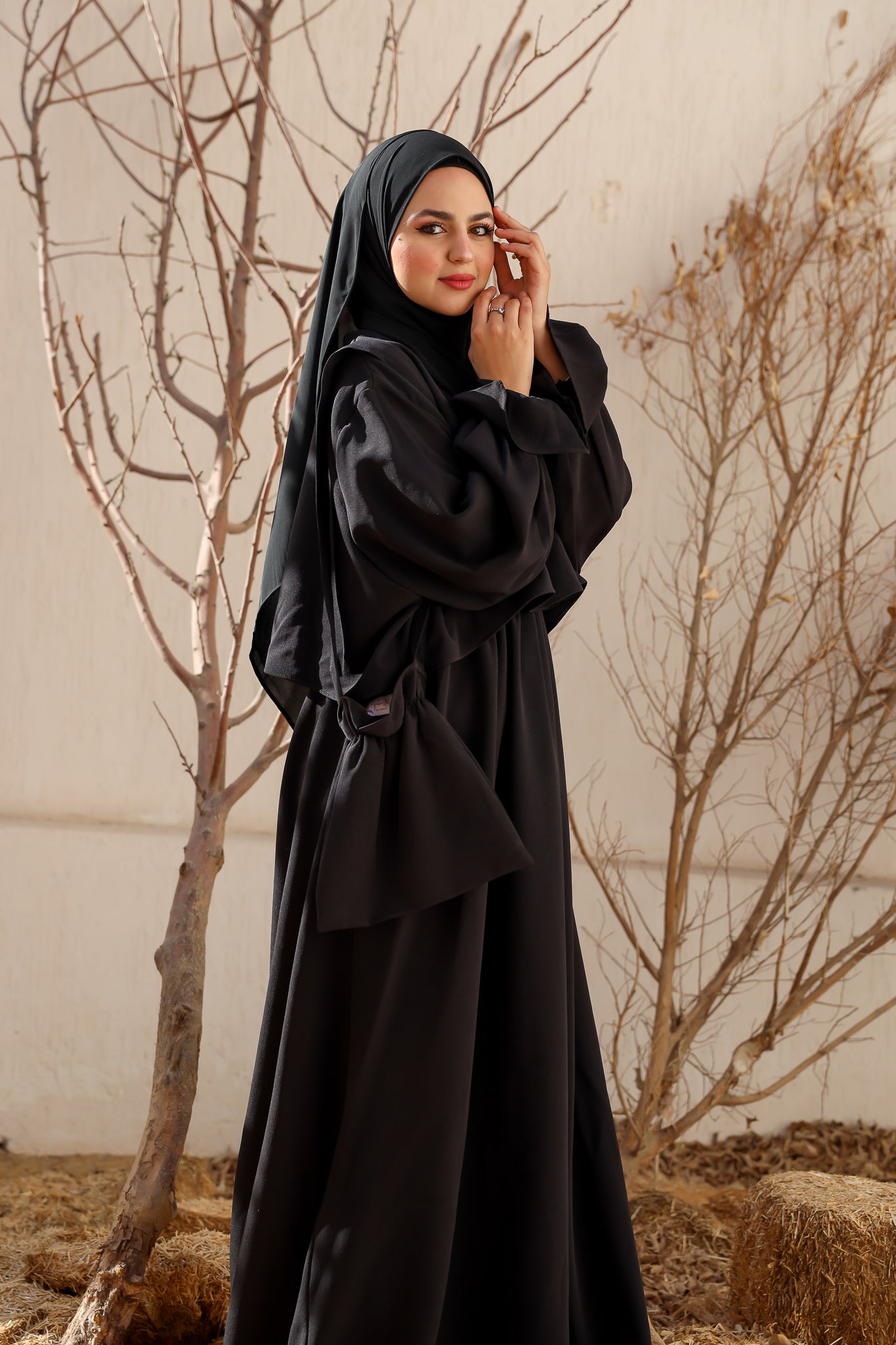 BLACK DRESSY UMRAH ISDAL
