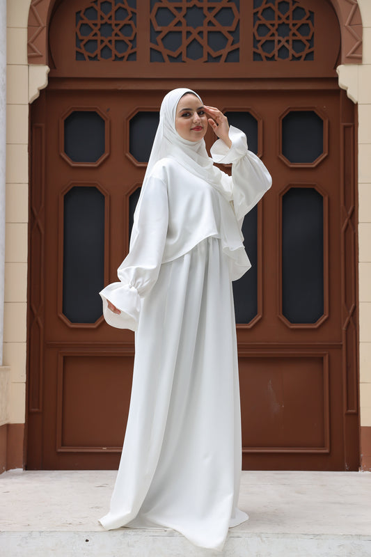 CREAMY WHITE DRESSY UMRAH ISDAL