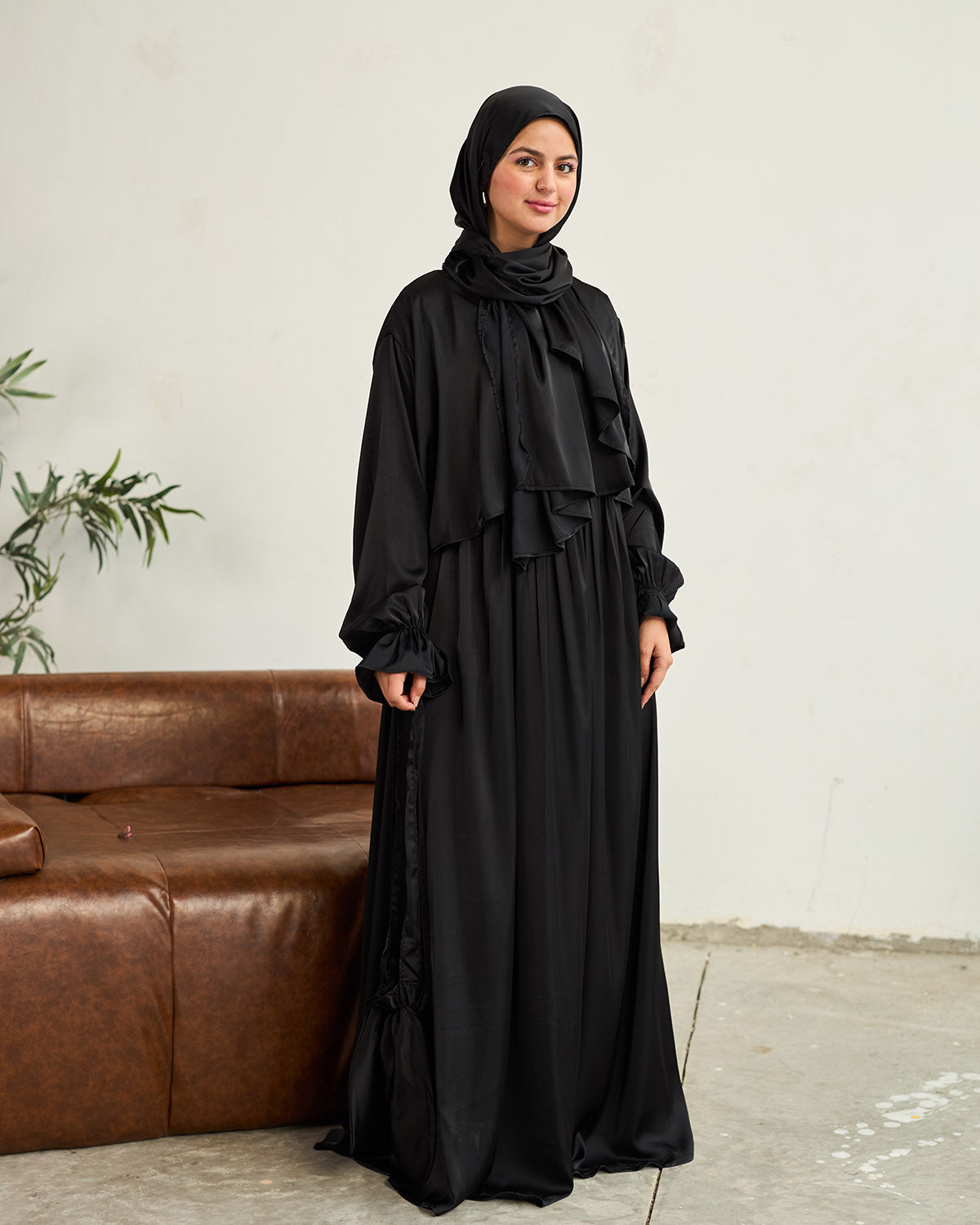 BLACK SATIN DRESS ISDAL