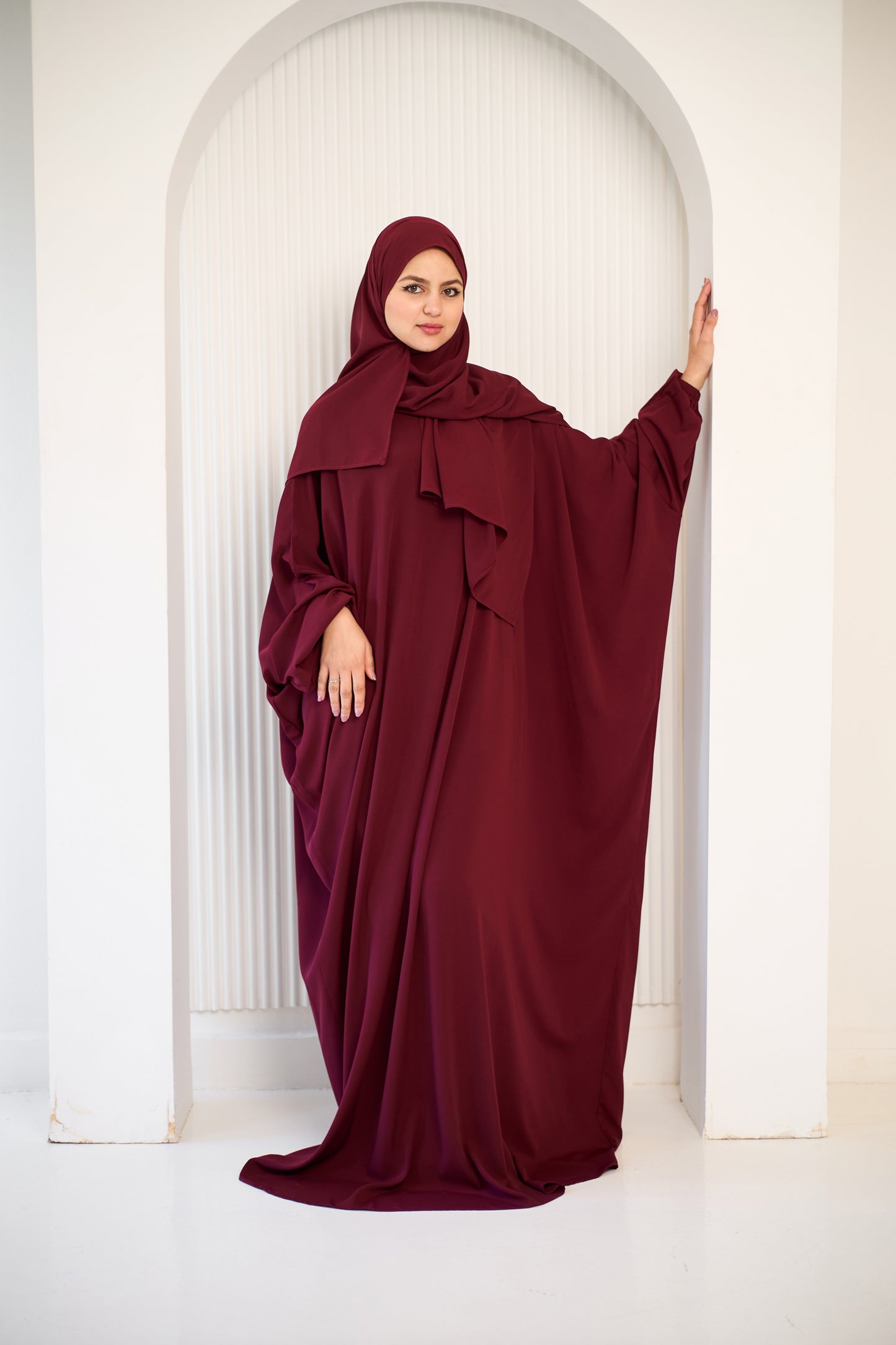 RUBY MAROON CREPE CLASSIC ISDAL