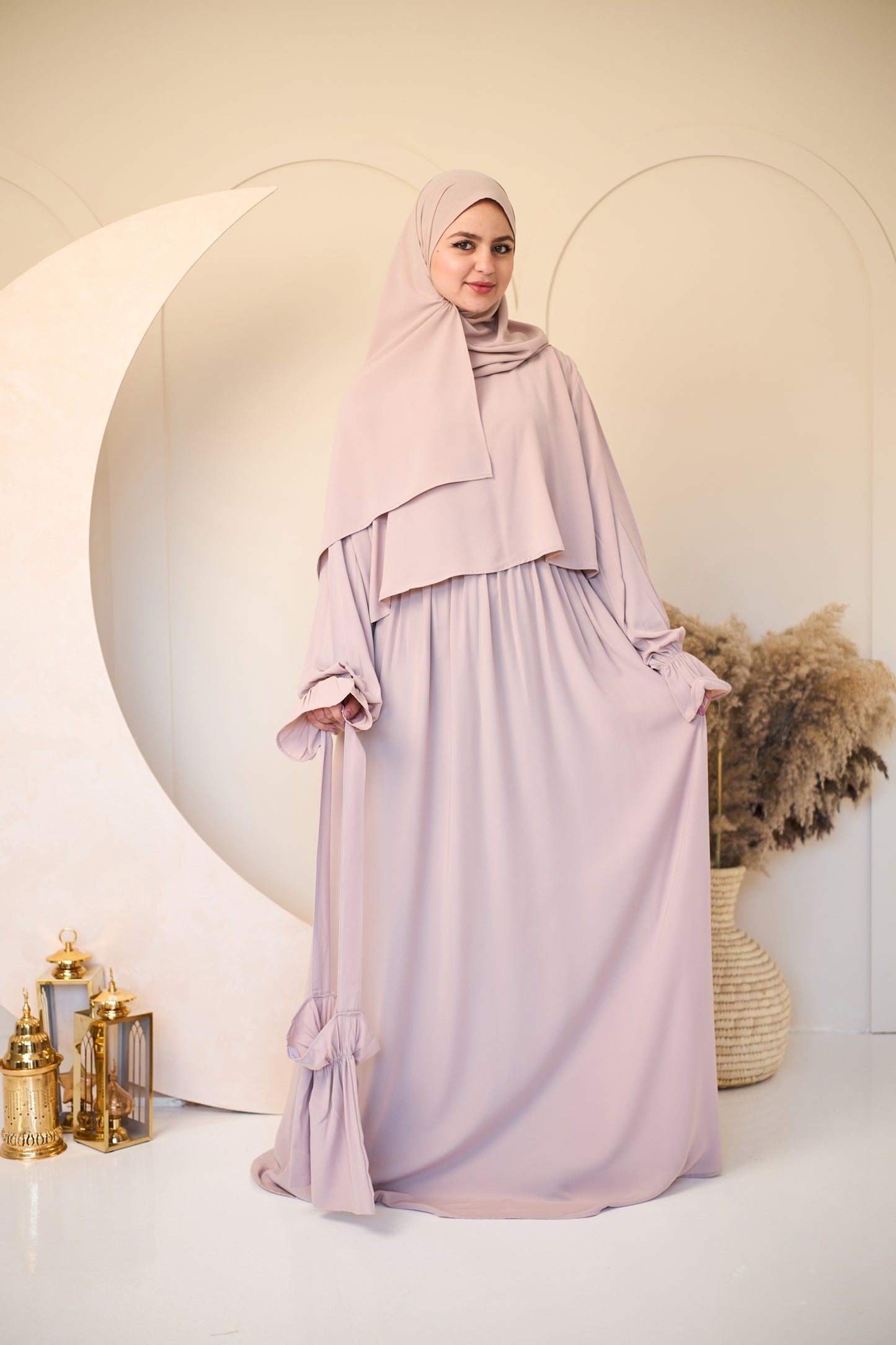 BEIGE NUDE CREPE DRESSY ISDAL