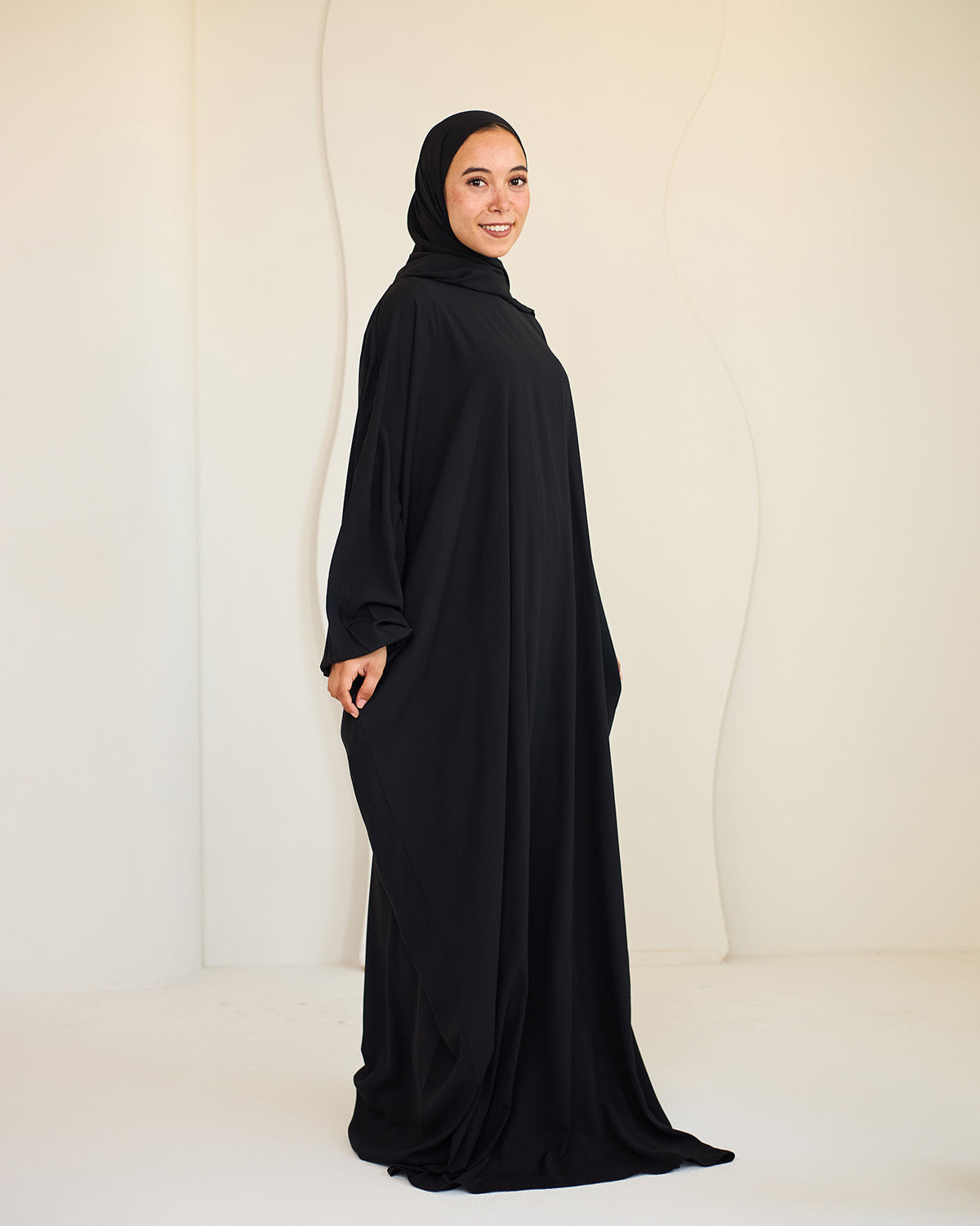 BLACK CREPE CLASSIC ISDAL