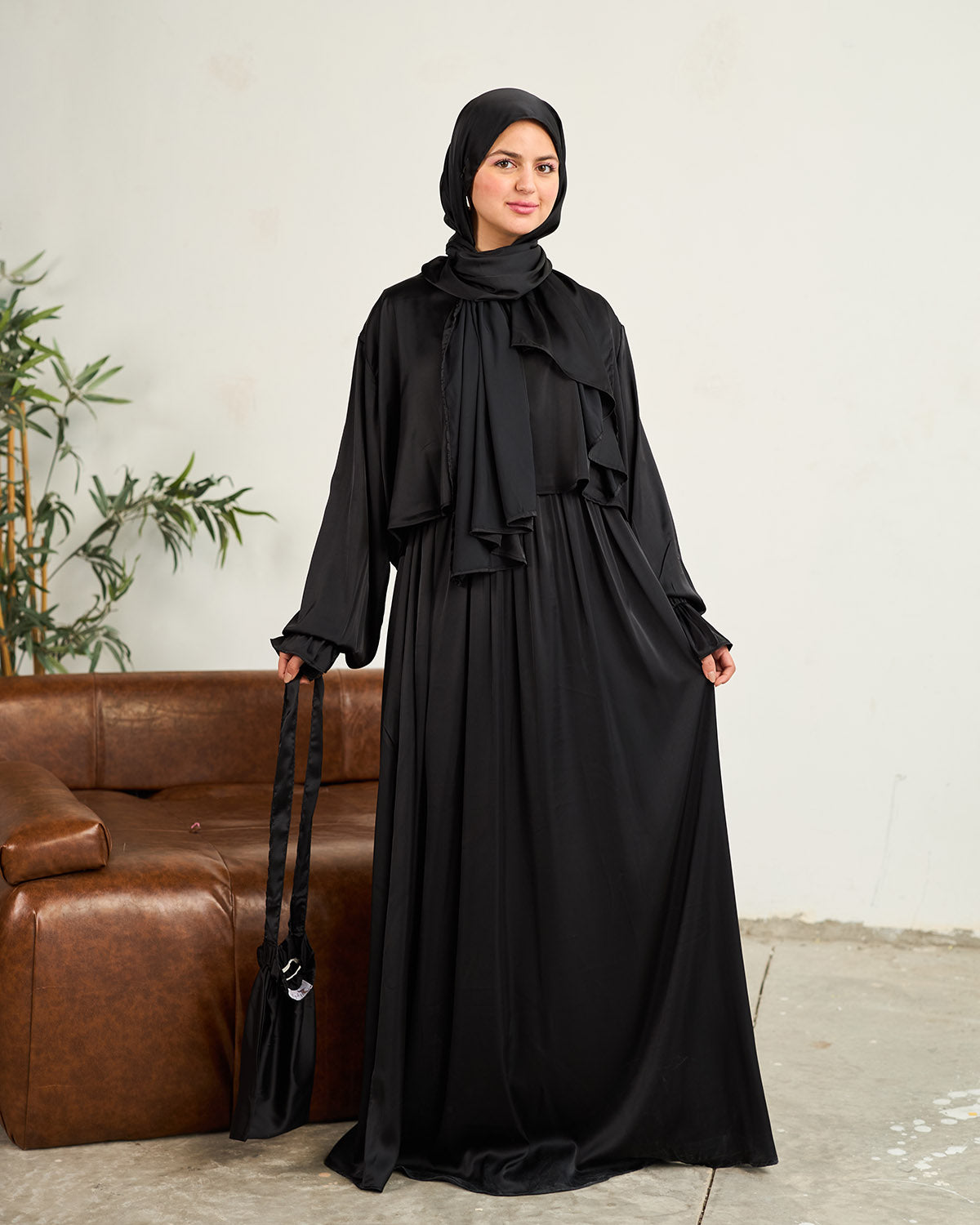BLACK SATIN DRESS ISDAL – HIJABISTA