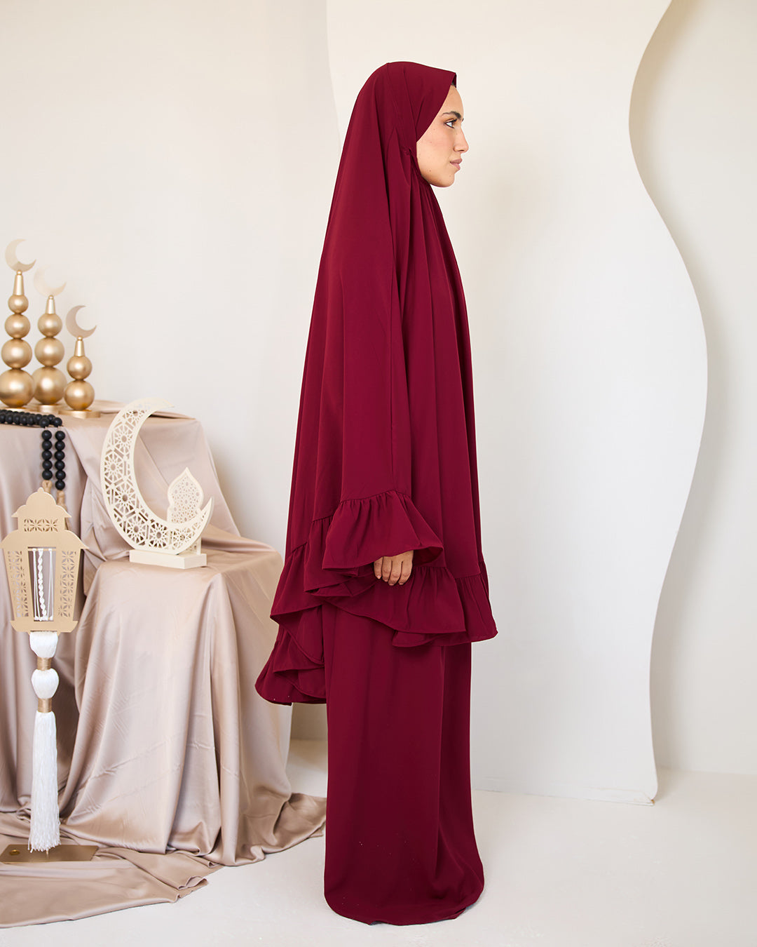 MAROON CREPE SET ISDAL