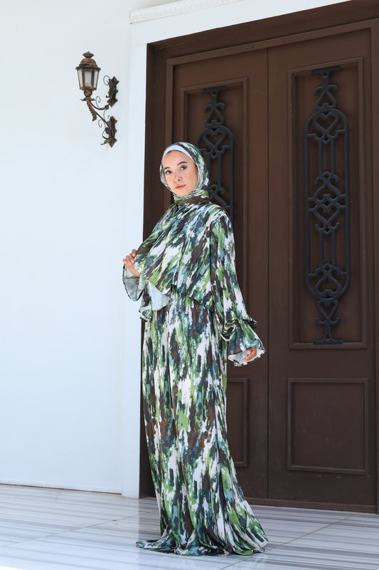 GREEN STROKES PRINT DRESSY SATIN ISDAL