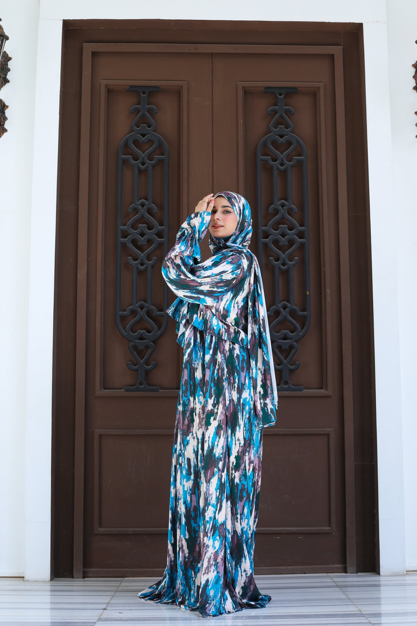 TURQUOISE STROKES PRINT DRESSY SATIN ISDAL