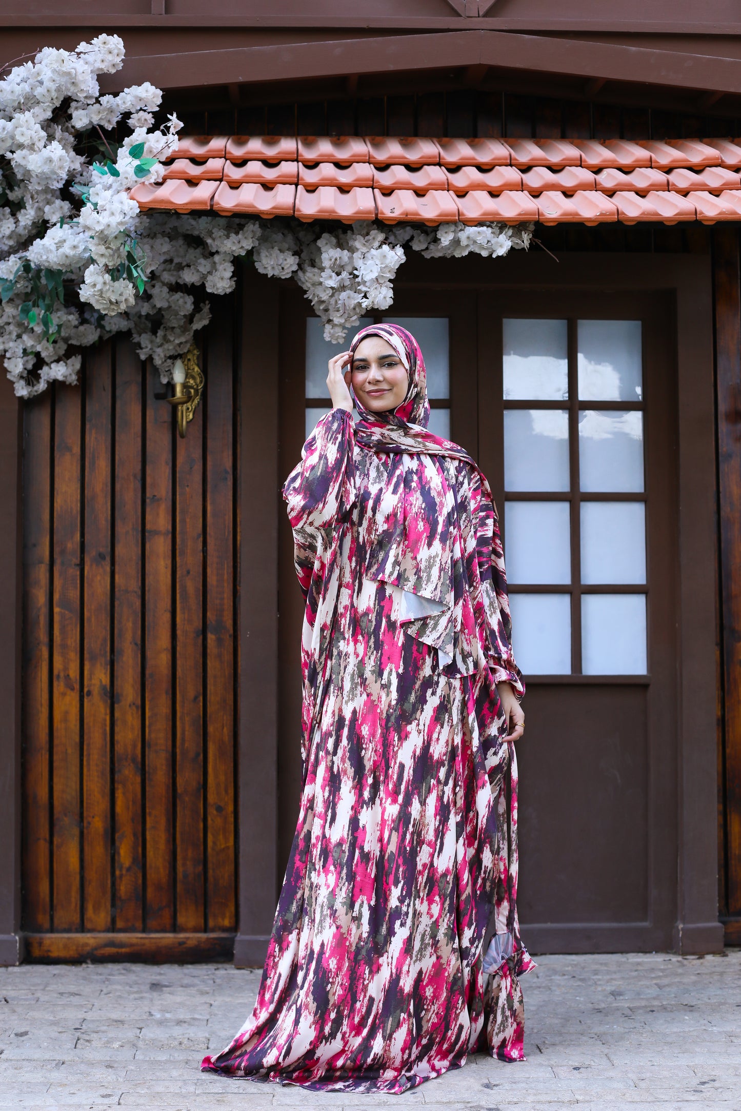 FUCHSIA STROKES PRINT CLASSIC SATIN ISDAL