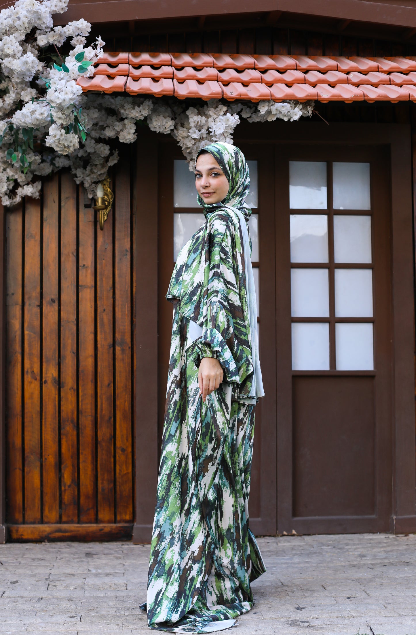 GREEN STROKES PRINT CLASSIC SATIN ISDAL