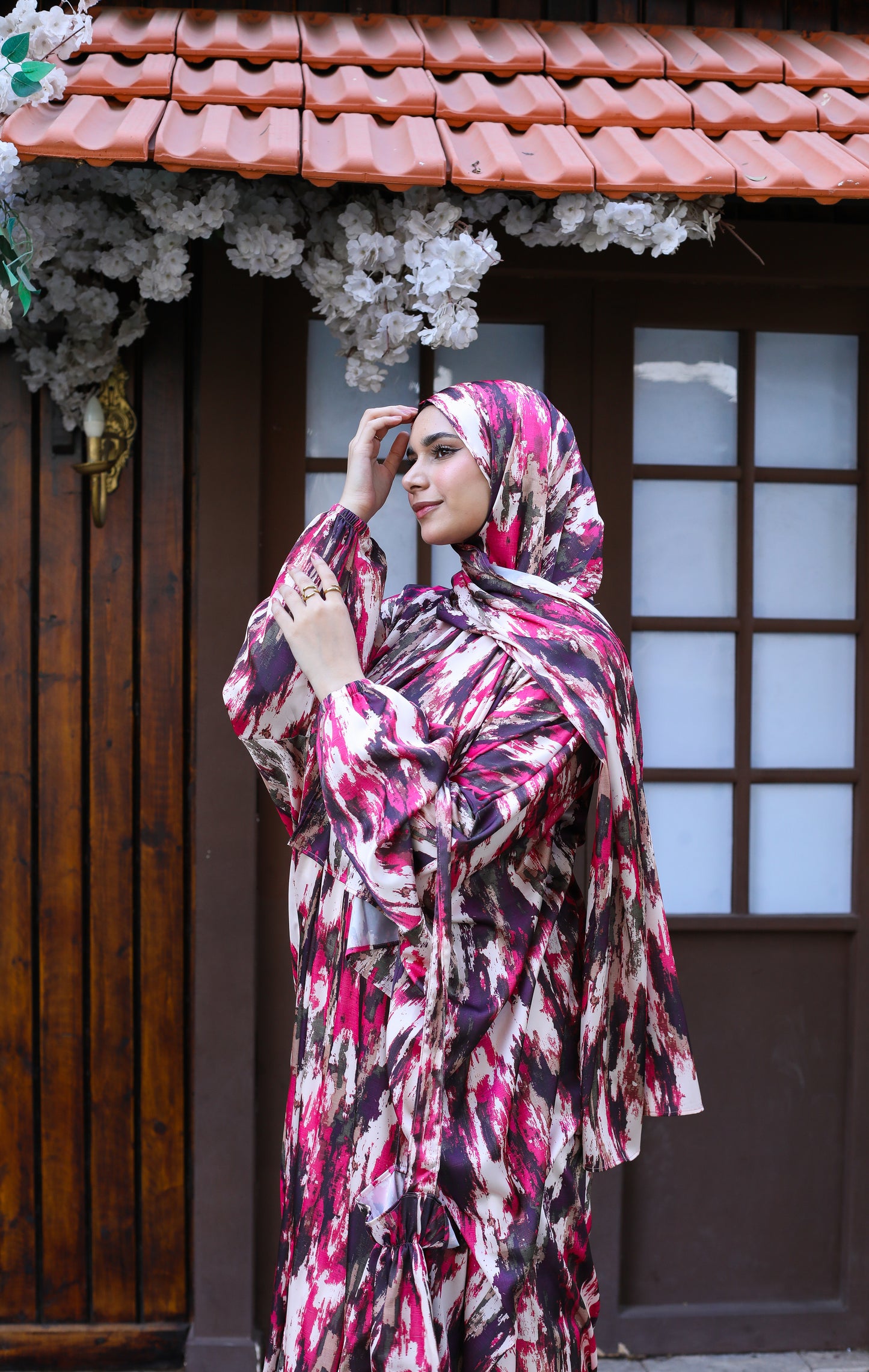 FUCHSIA STROKES PRINT CLASSIC SATIN ISDAL