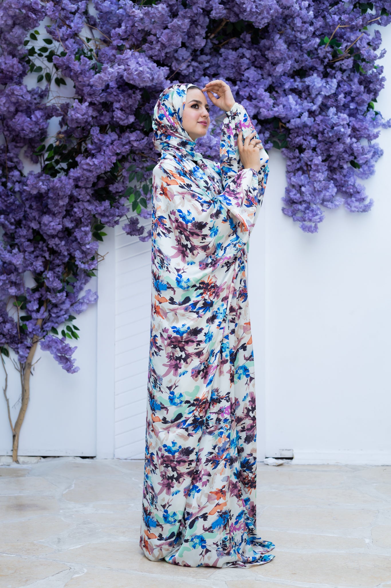 FLOWERS BLOOM PRINT CLASSIC SATIN ISDAL
