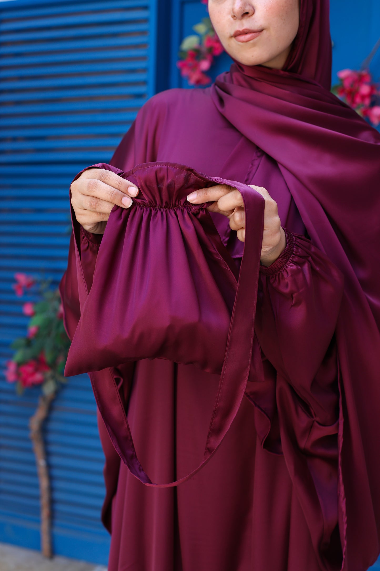 MAGENTA CLASSIC SATIN ISDAL
