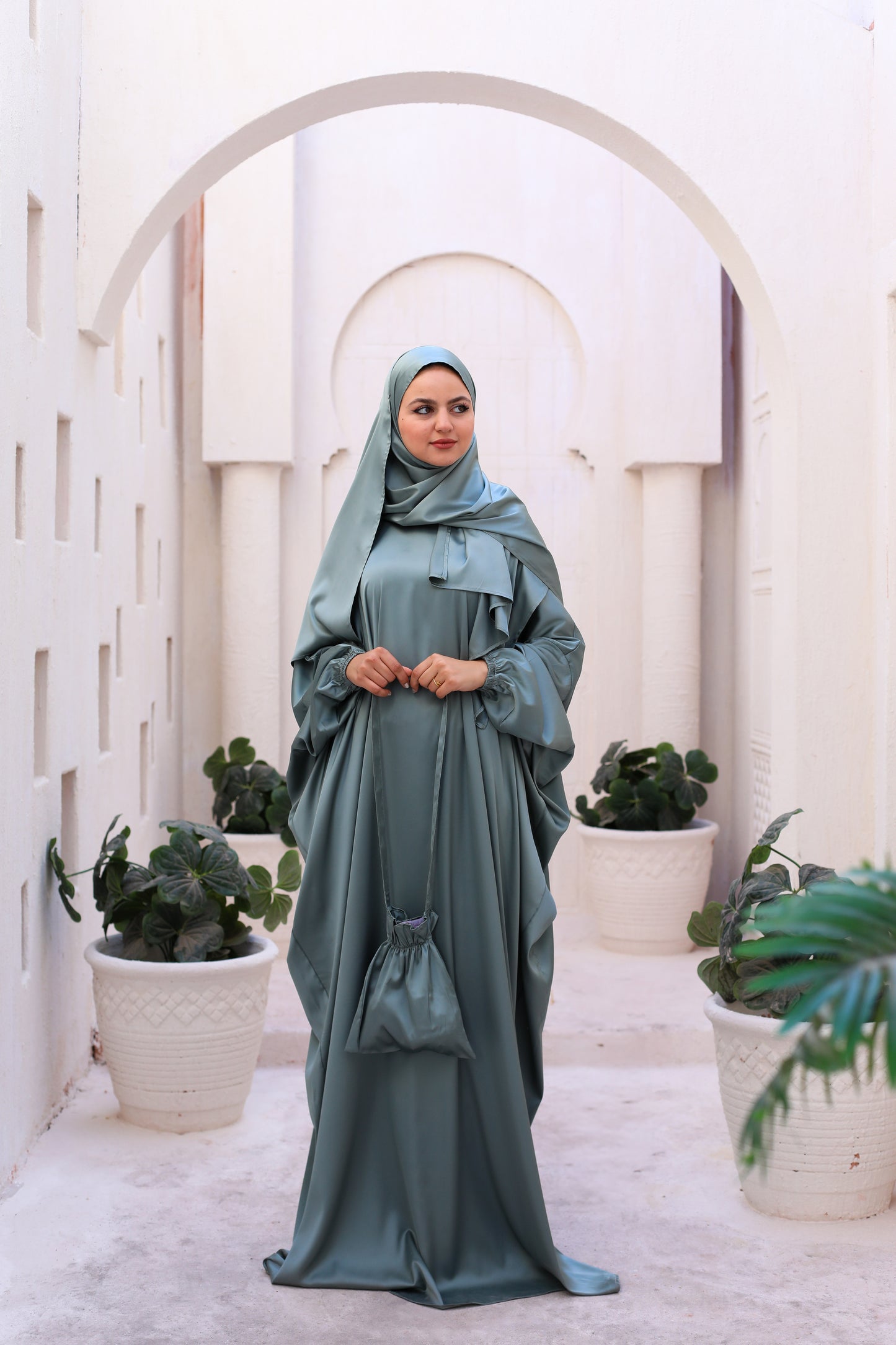 SAGE GREEN CLASSIC SATIN ISDAL