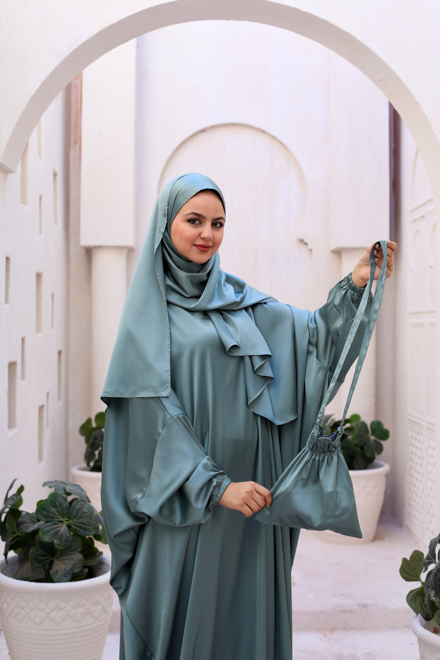 SAGE GREEN CLASSIC SATIN ISDAL