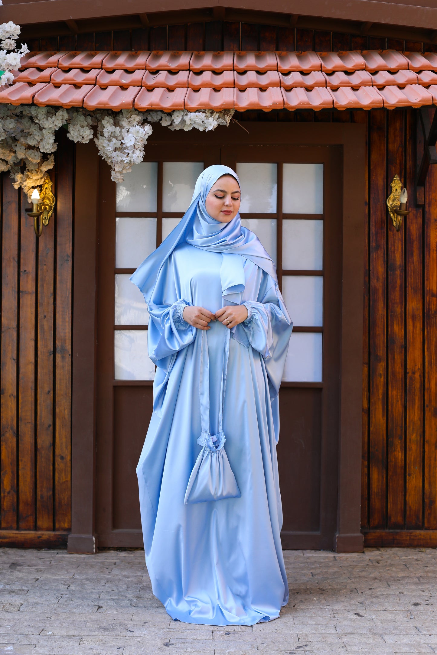 BABY BLUE CLASSIC SATIN ISDAL