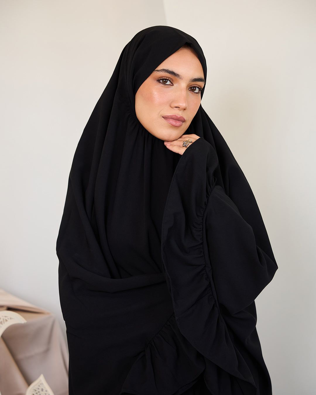 BLACK CREPE SET ISDAL