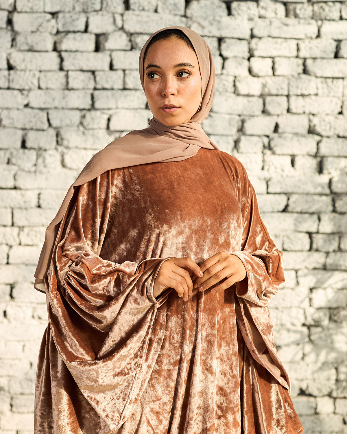 ROSE GOLD VELVET RUFFLES ISDAL