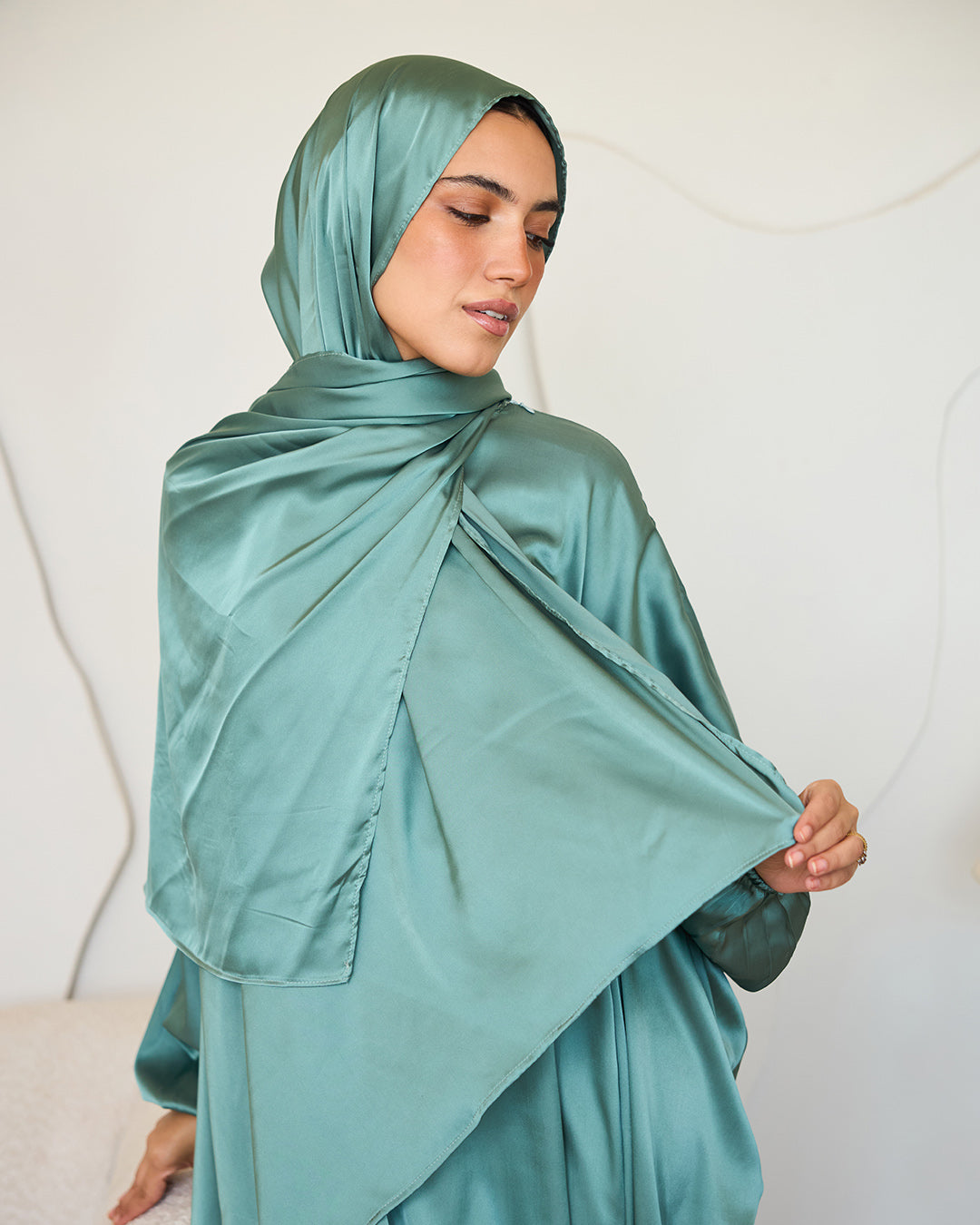 SAGE GREEN CLASSIC SATIN ISDAL