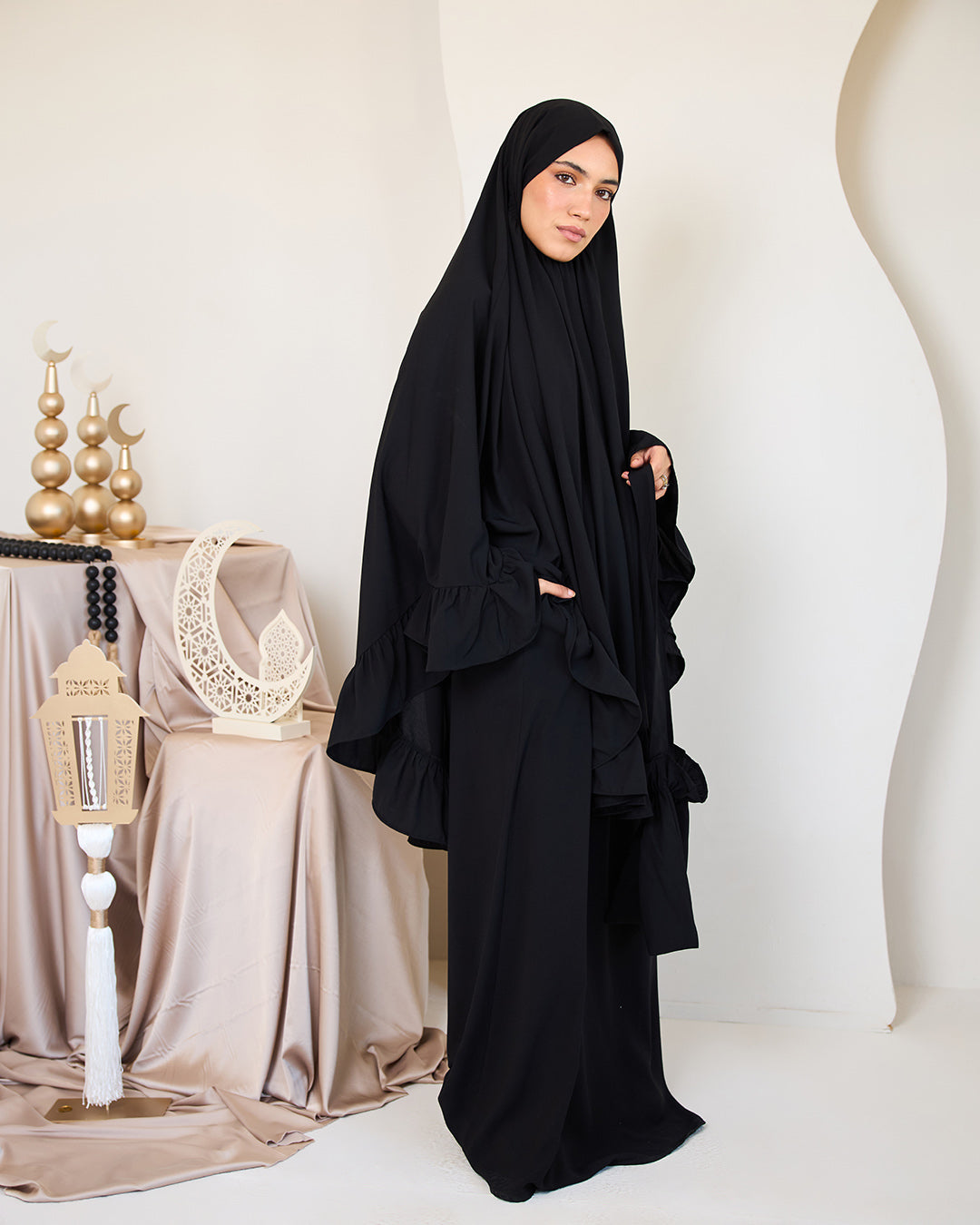 BLACK CREPE SET ISDAL