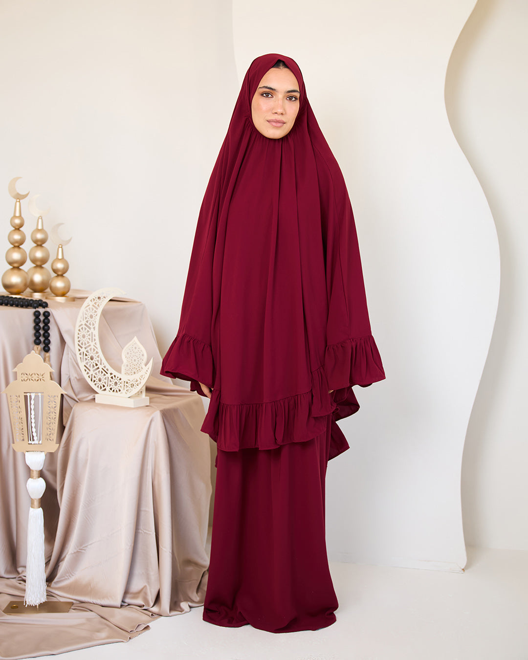 MAROON CREPE SET ISDAL