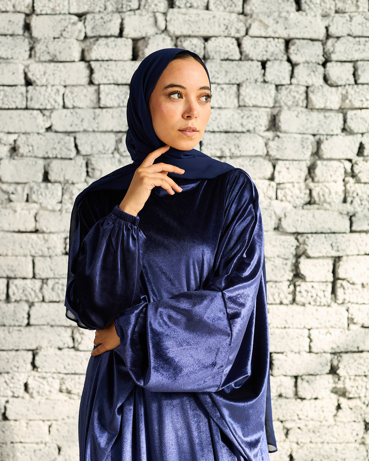 NAVY VELVET CLASSIC ISDAL