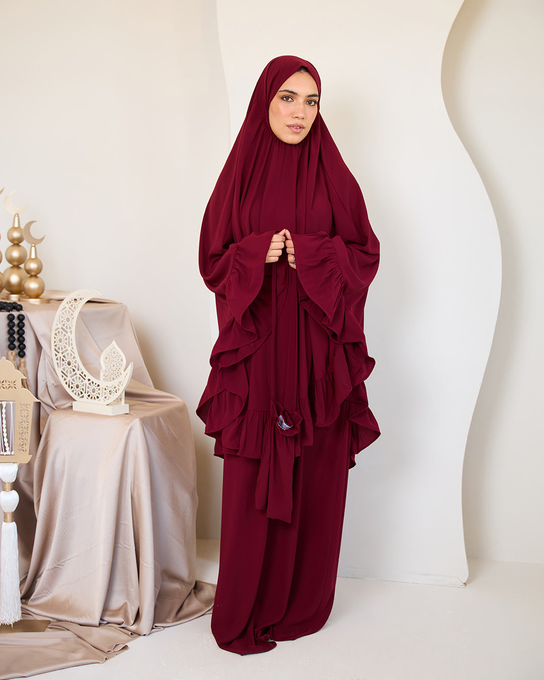 MAROON CREPE SET ISDAL