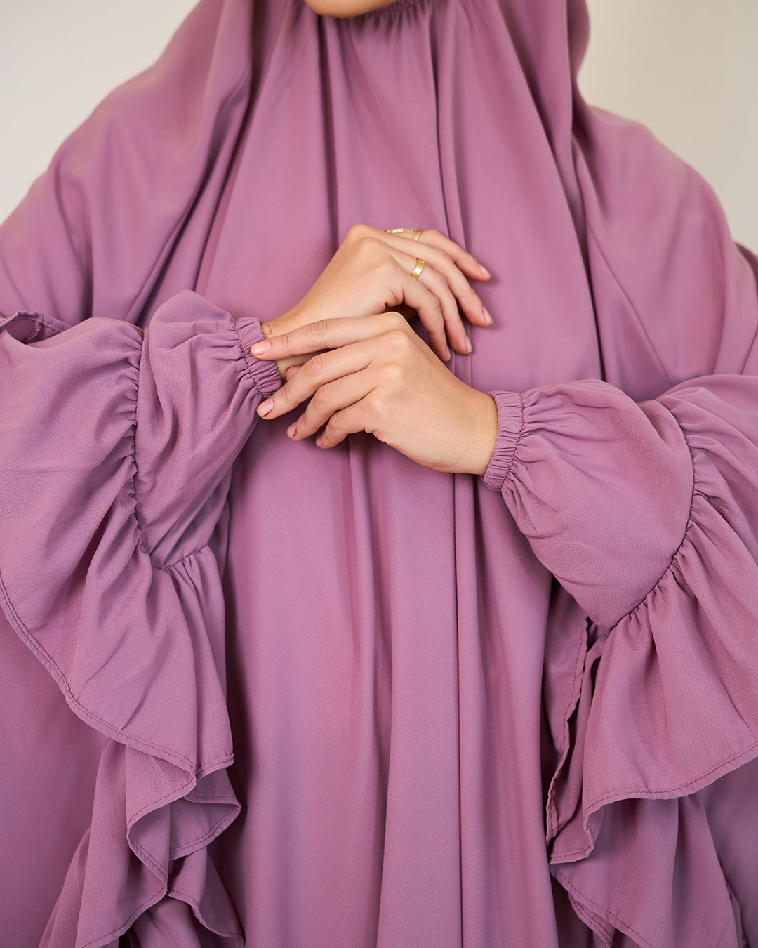 LILAC CREPE SET ISDAL