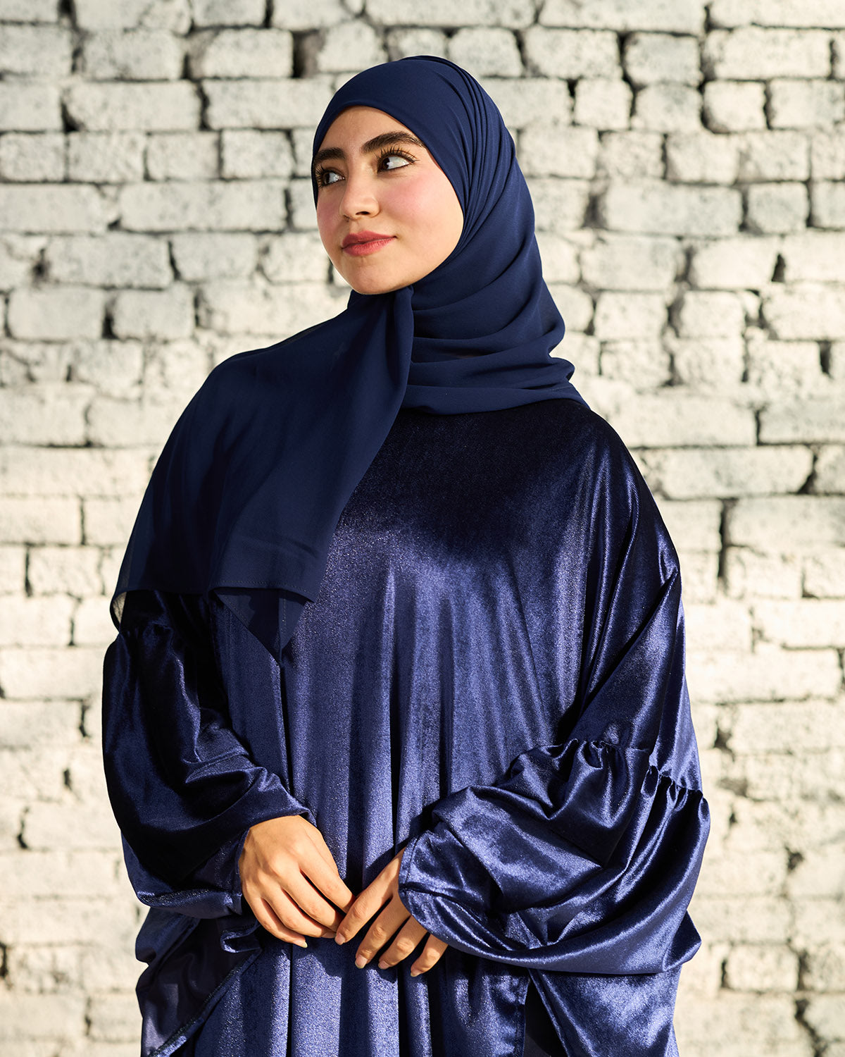 NAVY VELVET RUFFLES ISDAL