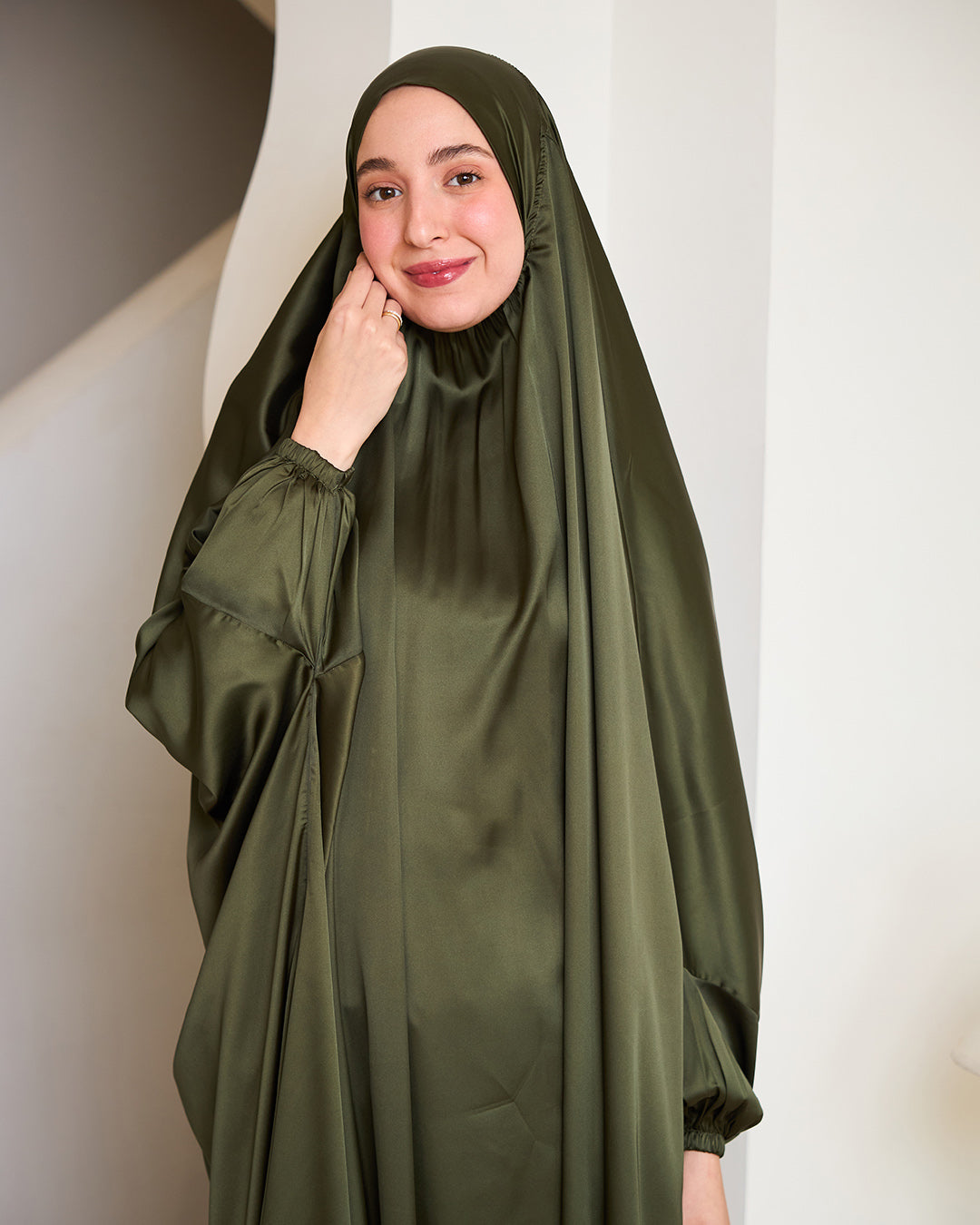 OLIVE GREEN SATIN MALHAFA ISDAL