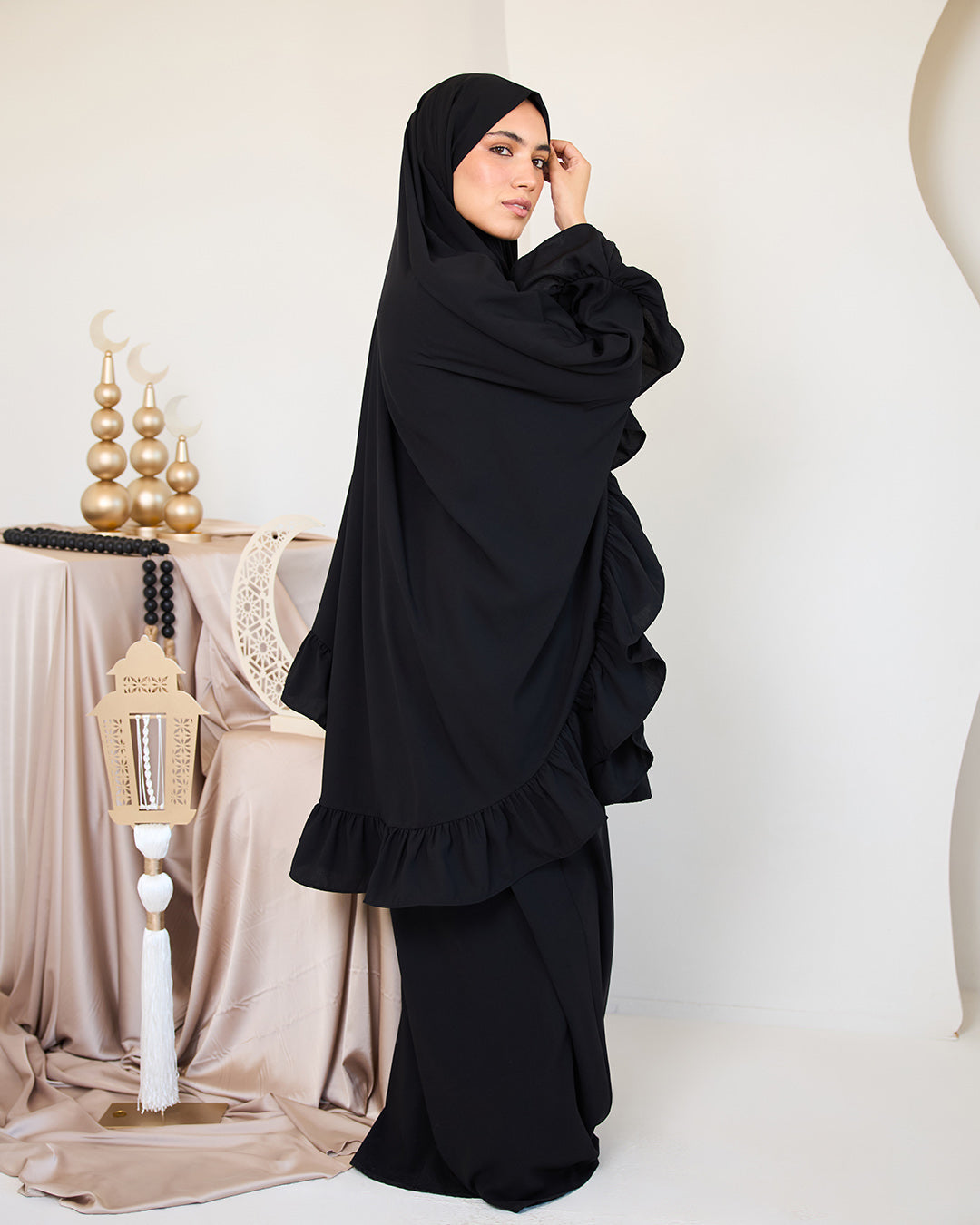 BLACK CREPE SET ISDAL