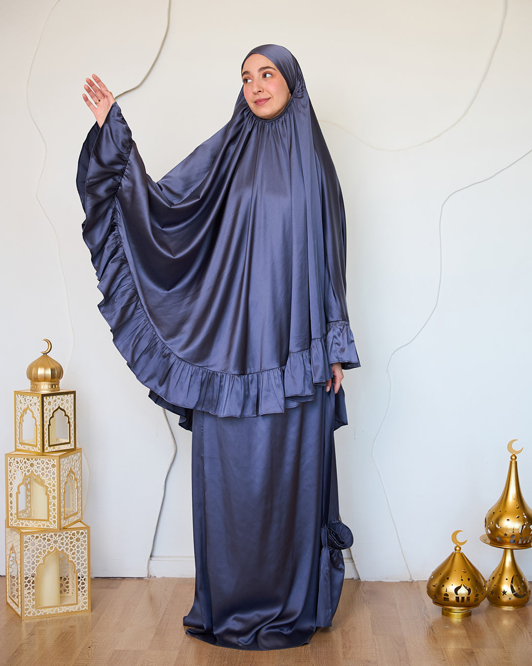 GREY SATIN SET ISDAL