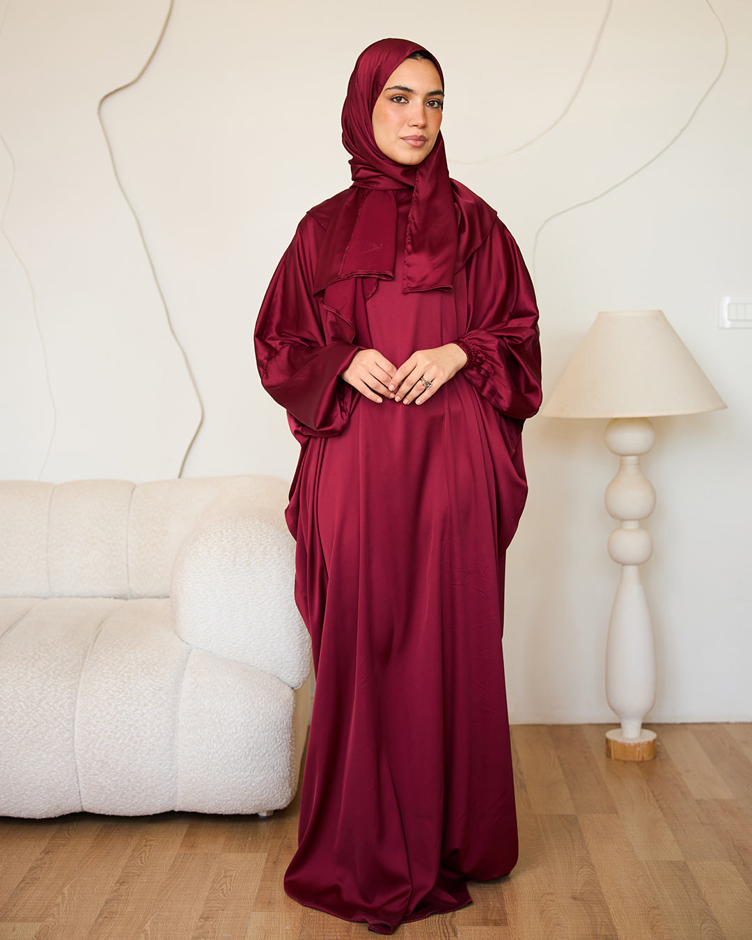 MAROON CLASSIC SATIN ISDAL