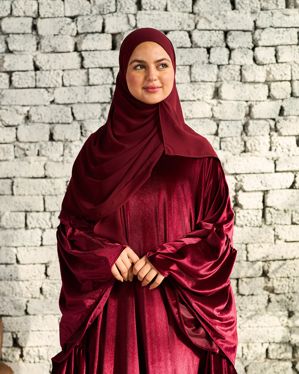 MAROON VELVET RUFFLES ISDAL
