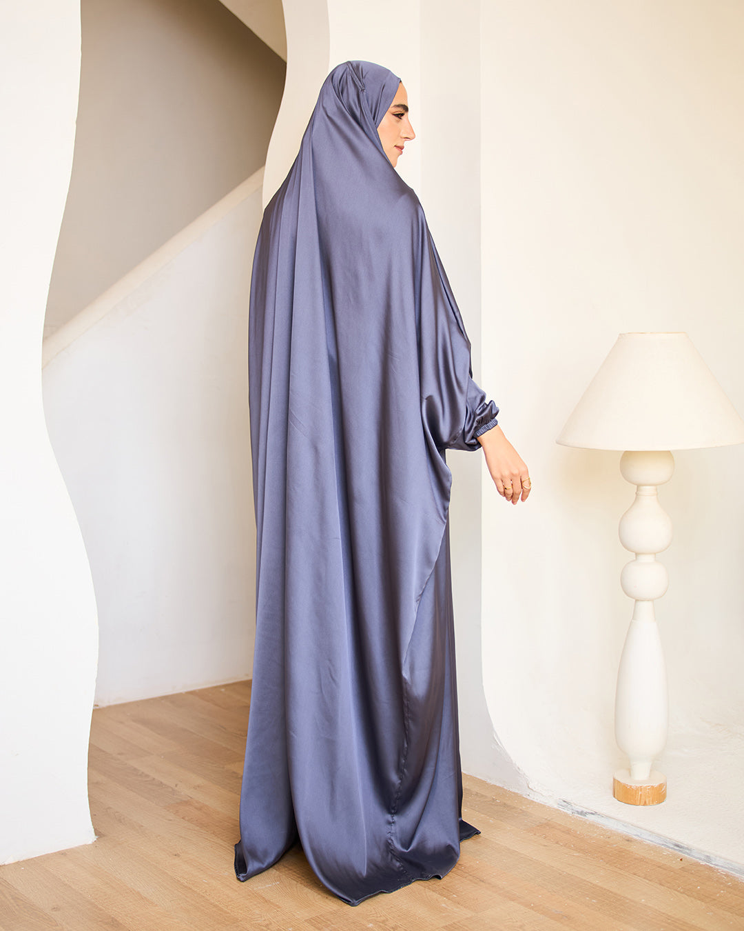 GREY SATIN MALHAFA ISDAL