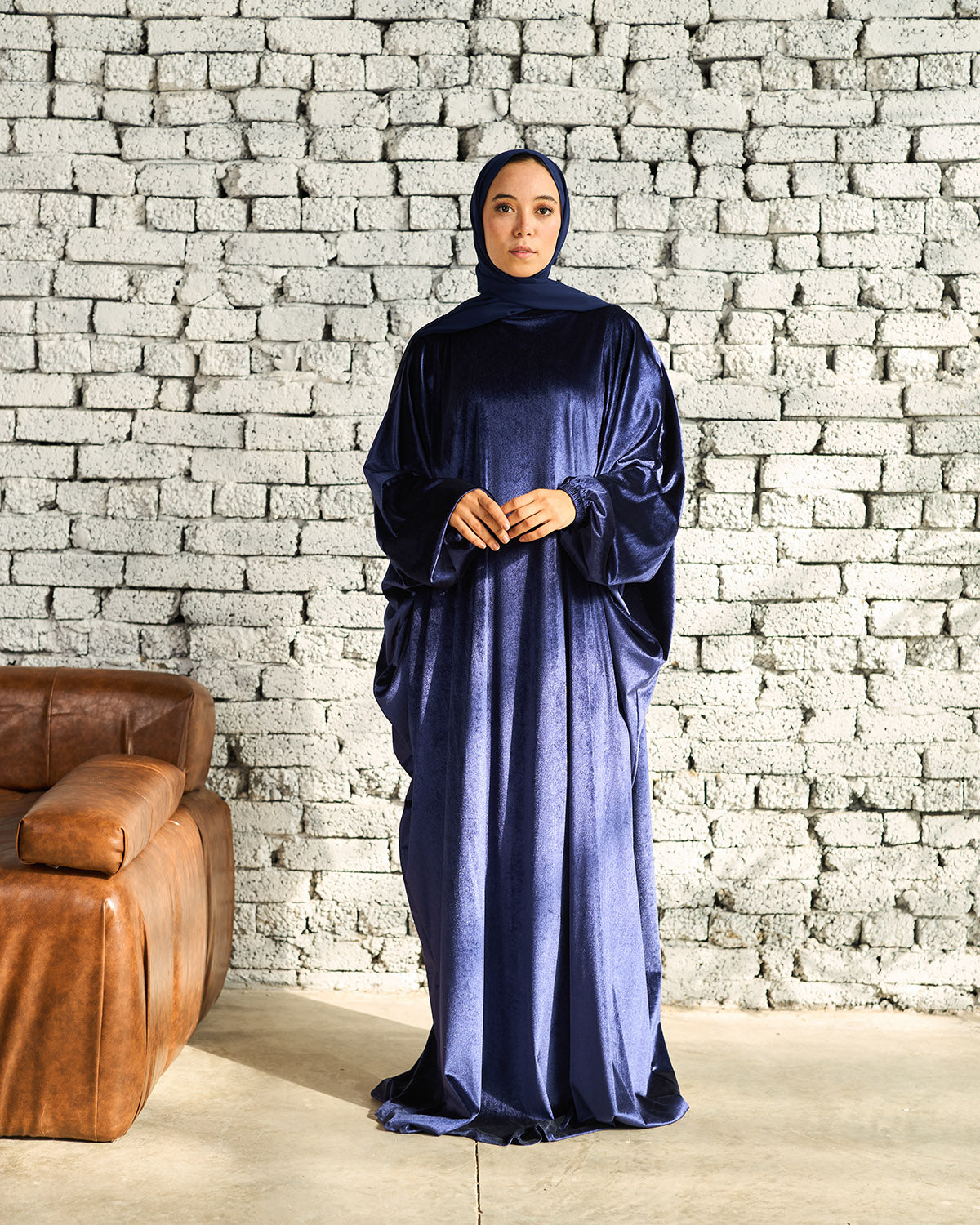 NAVY VELVET CLASSIC ISDAL