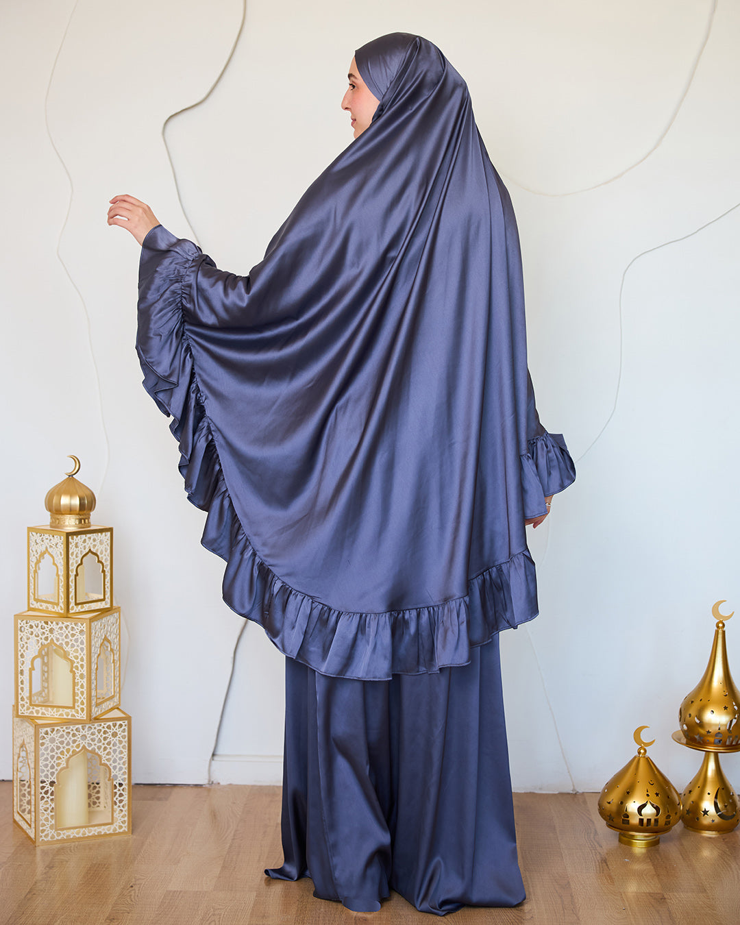 GREY SATIN SET ISDAL