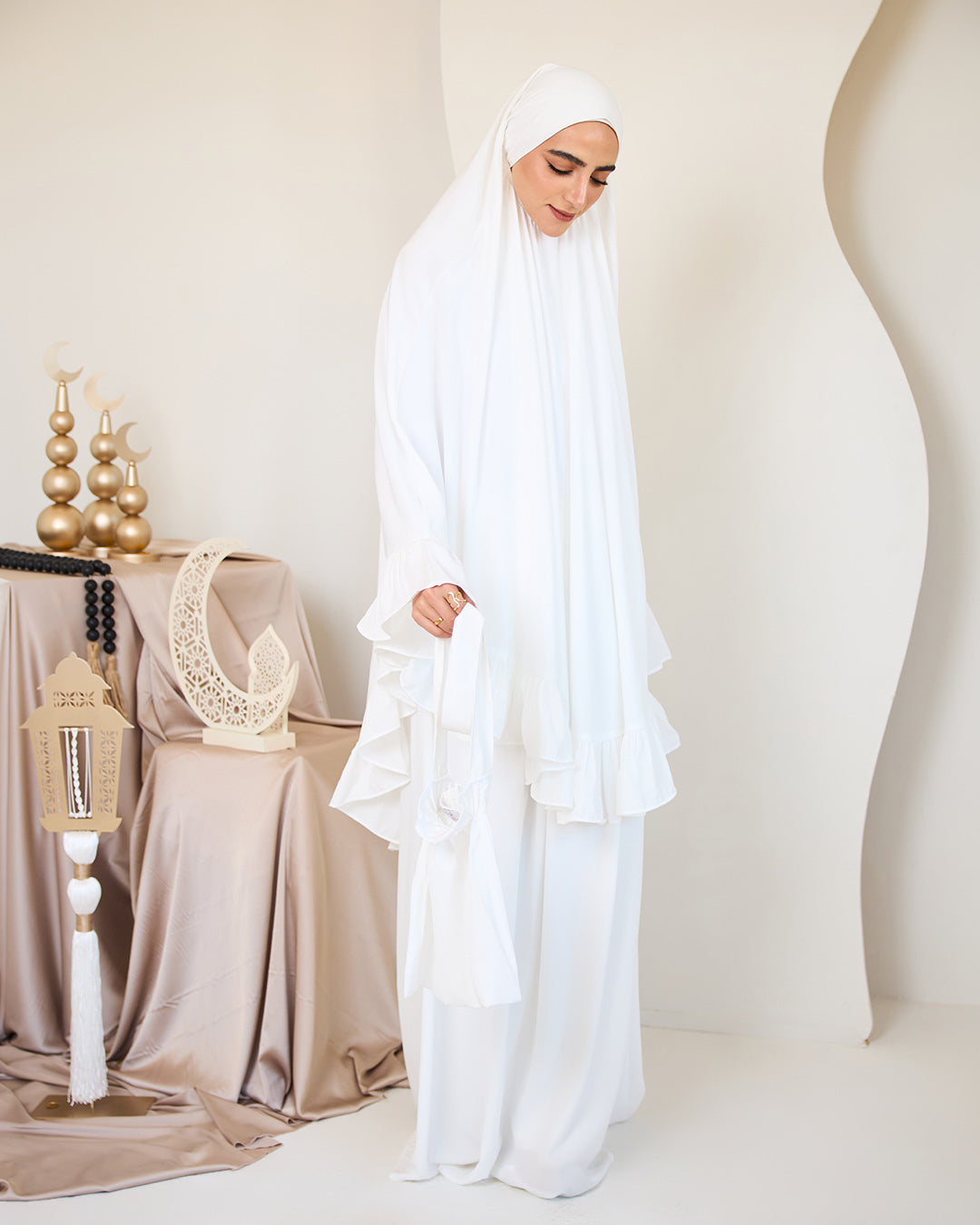 WHITE CREPE SET ISDAL