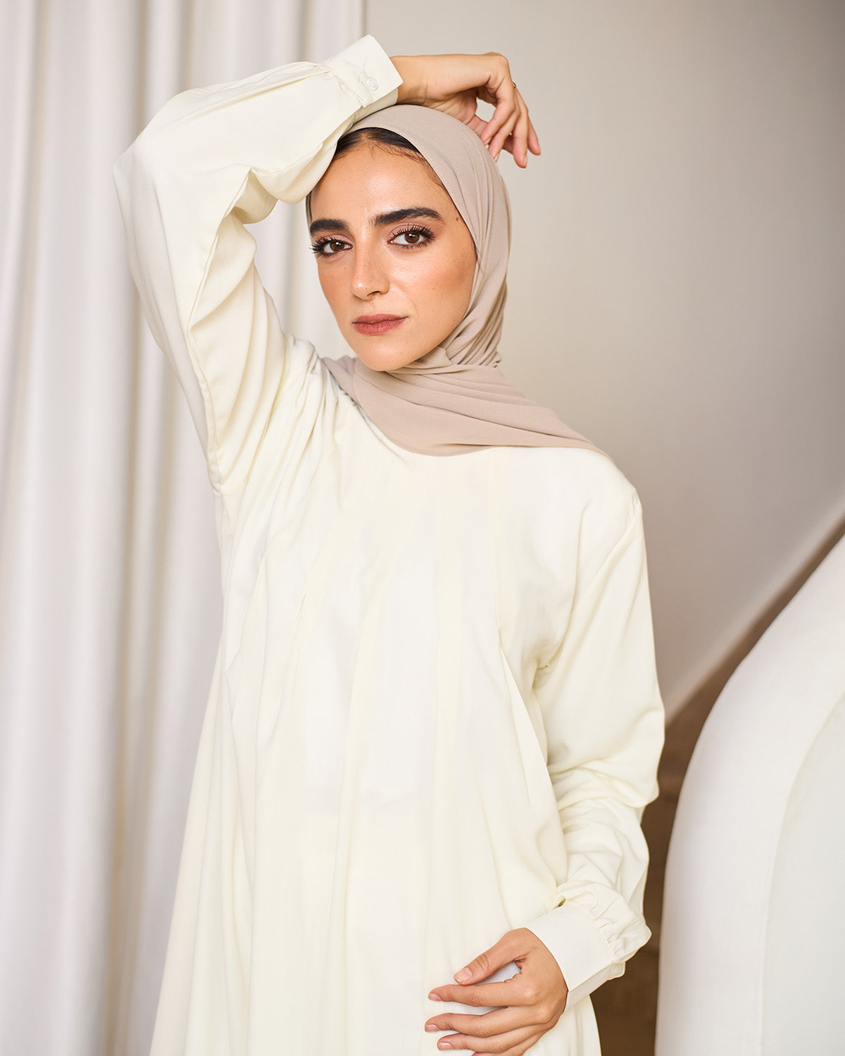 CREAMY WHITE BASIC DRESS