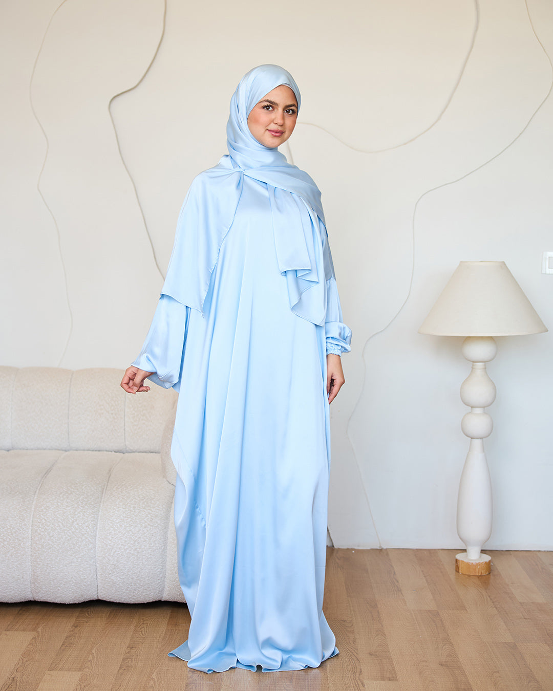 BABY BLUE CLASSIC SATIN ISDAL